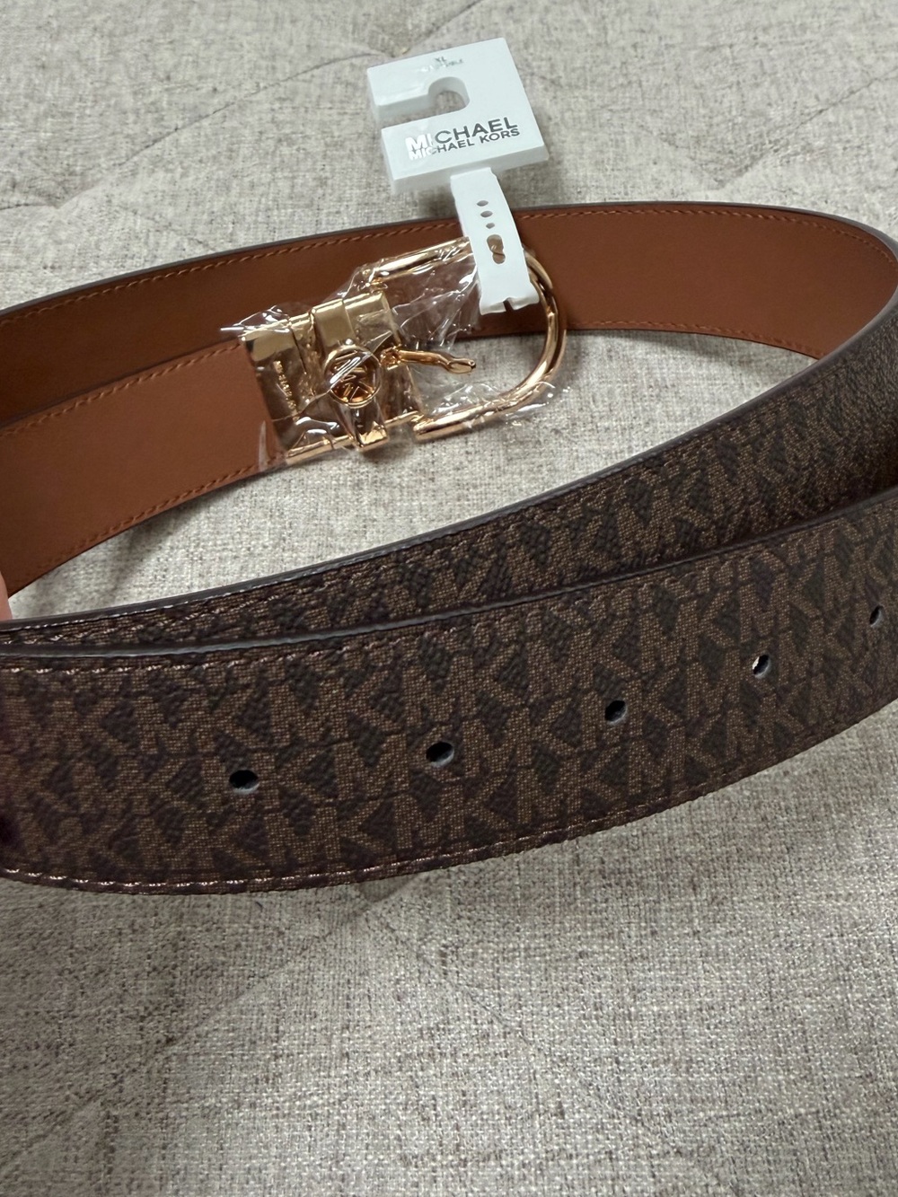NWT MICHAEL KORS BROWN LOGO BELT REVERSIBLE BROWN BELT GOLD BUCKLE SIZE XL